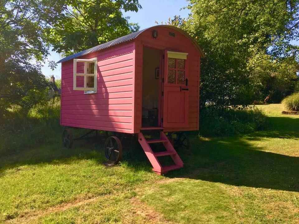 Blackstairs Shepherds Huts Killedmond المظهر الخارجي الصورة